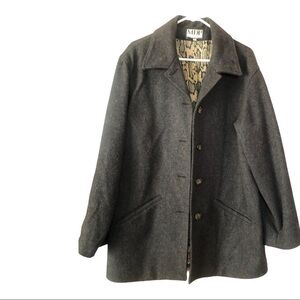 VTG Women’s wool Cost Made in USA Size 14 in Excellent Used Condit…